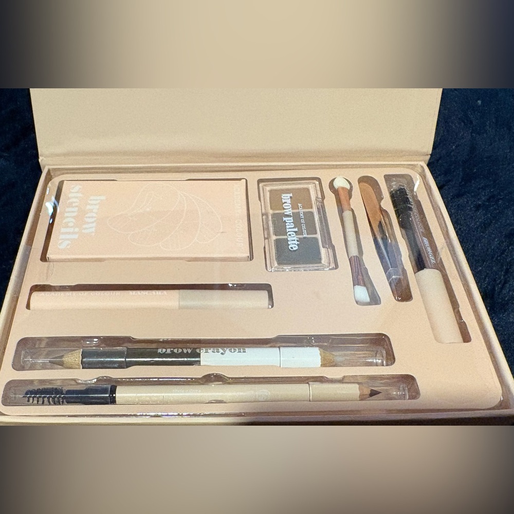 Ultimate Brows Kit - 👁️👁️